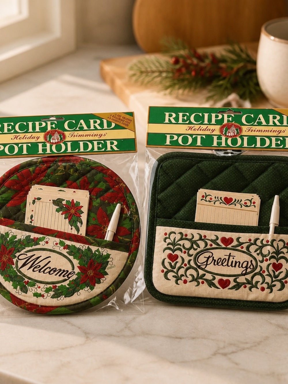 2 Holiday Recipe Card Pot Holder Set - Green and Red Festive Pocket